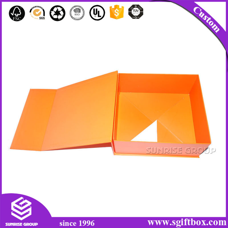 Custom Cardboard Packaging Magnetic Closure Foldable Box