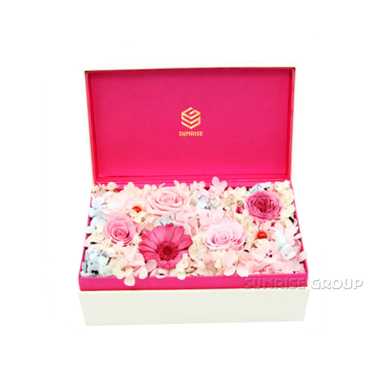Special White Long Flower Box With Lid