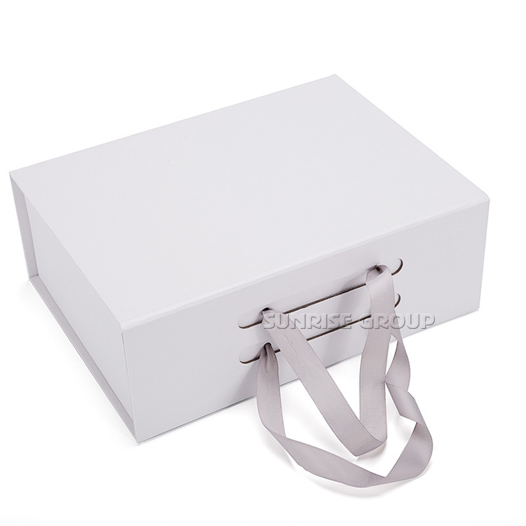 Customized Handmade Paper Gift Folding Packaging Box